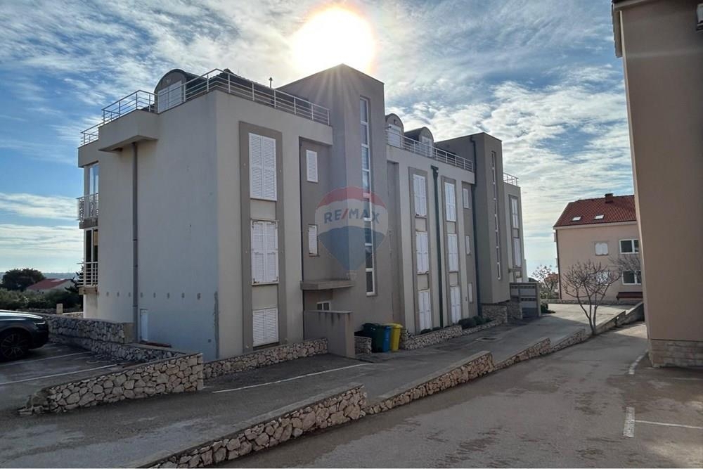 Stanovanje Novalja, 60,73m2