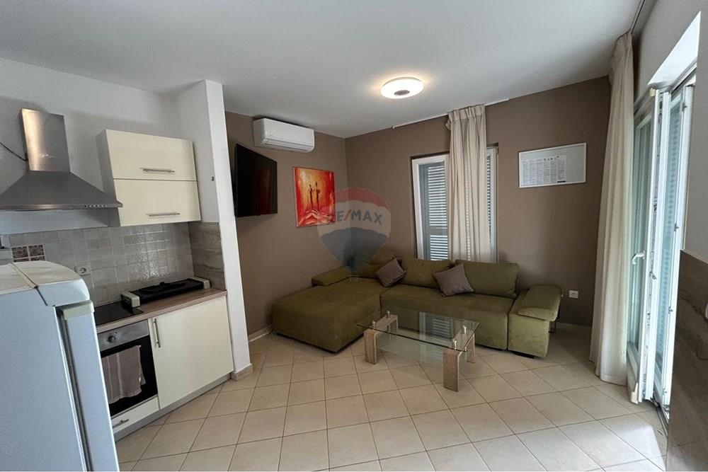 Stanovanje Novalja, 60,73m2