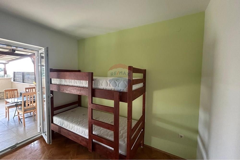 Stanovanje Novalja, 60,73m2