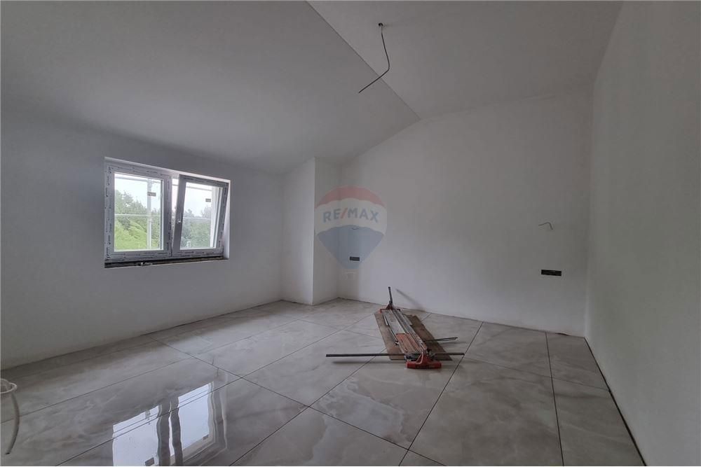Hiša Vrsi, 165m2