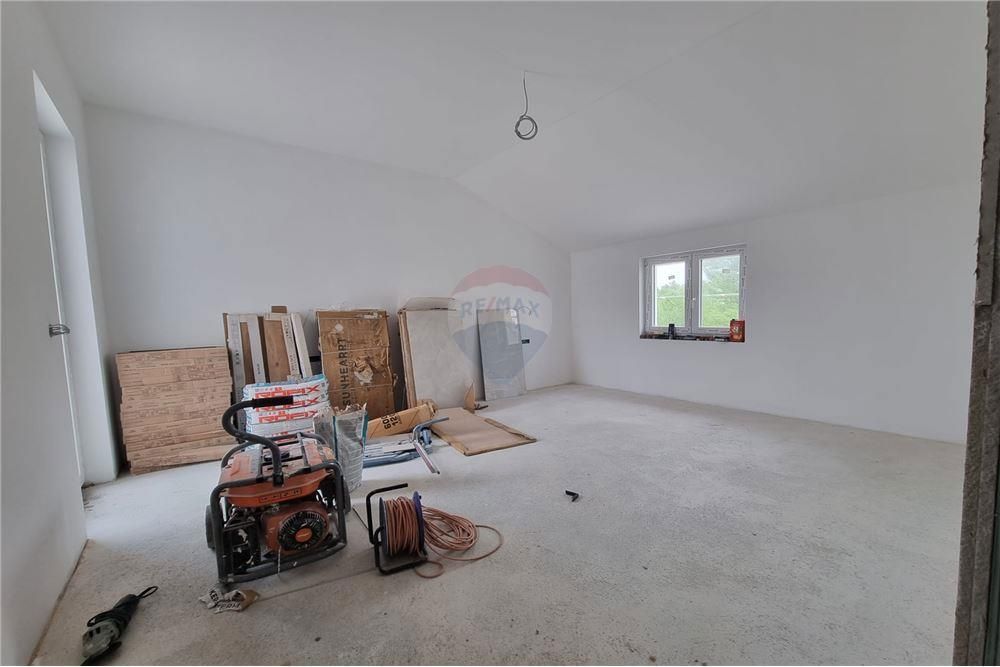 Hiša Vrsi, 165m2