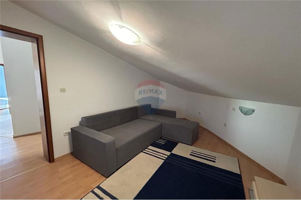 Stanovanje Stara Novalja, Novalja, 60,85m2