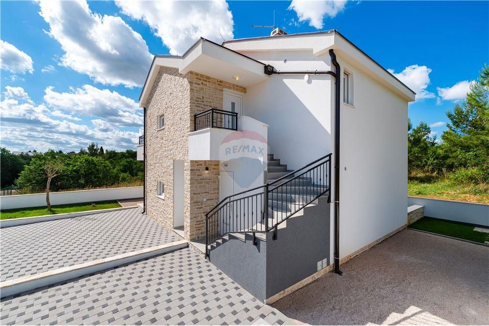 Apartma Posedarje, 98m2