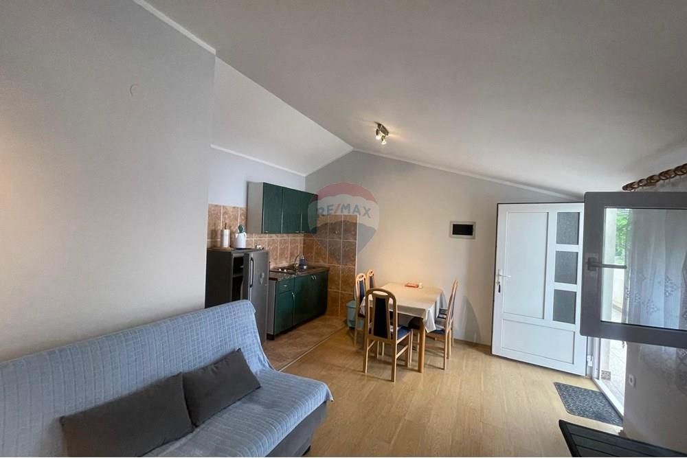Hiša Gornji Karin, Obrovac, 170m2