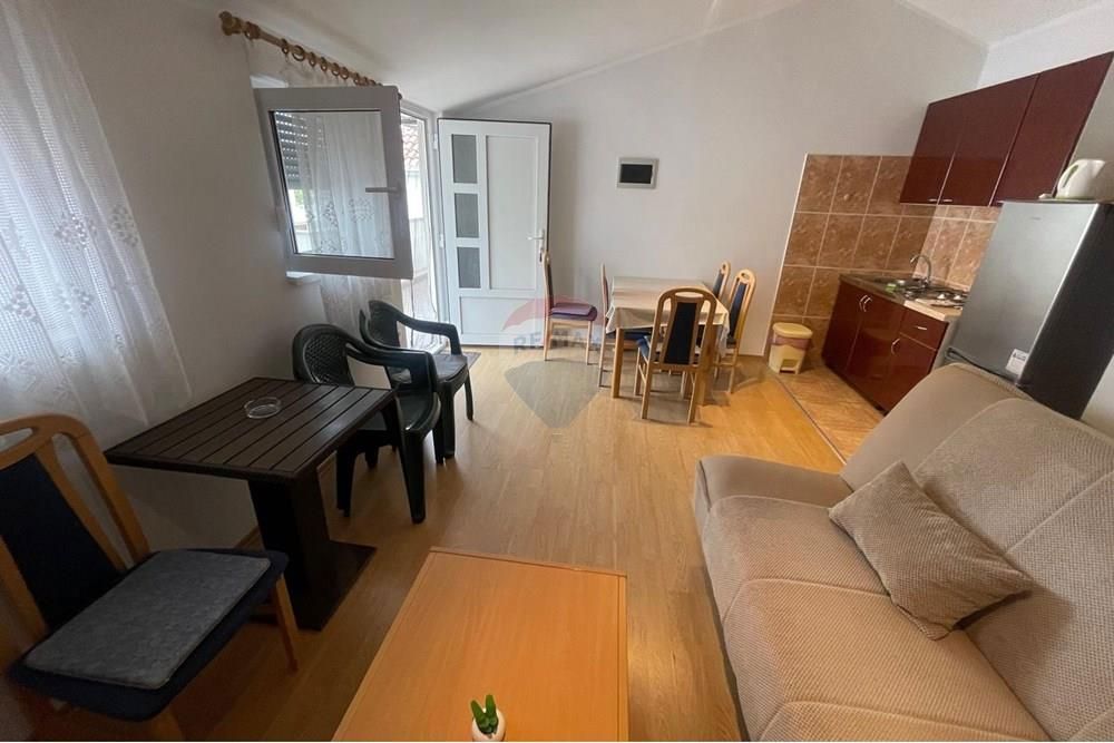 Hiša Gornji Karin, Obrovac, 170m2