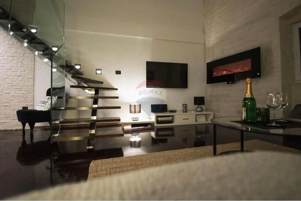 Stanovanje Grad, Šibenik, 90m2