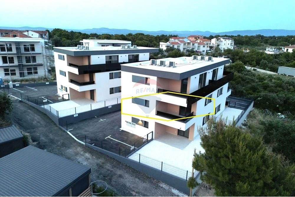 Stanovanje Pakoštane, 75,69m2