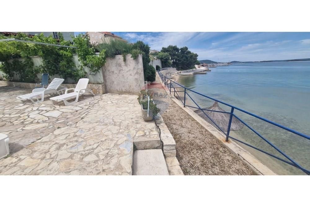Apartma Tkon, 47m2