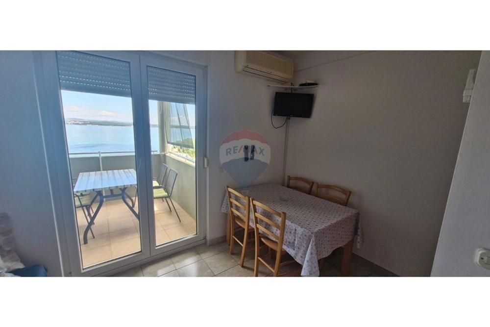Apartma Tkon, 47m2
