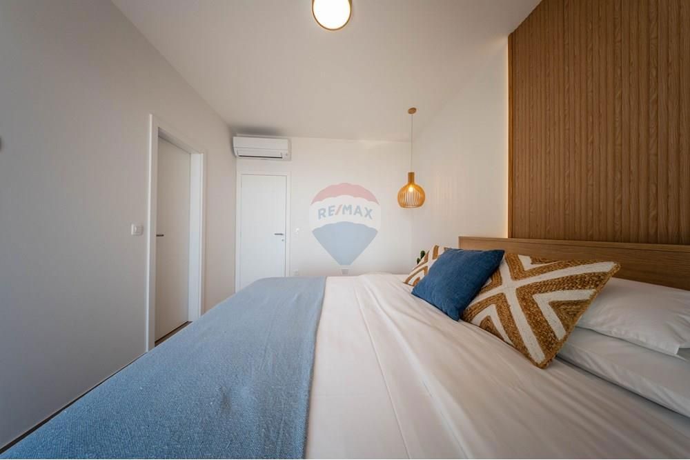 Hiša Mandre, Kolan, 220m2