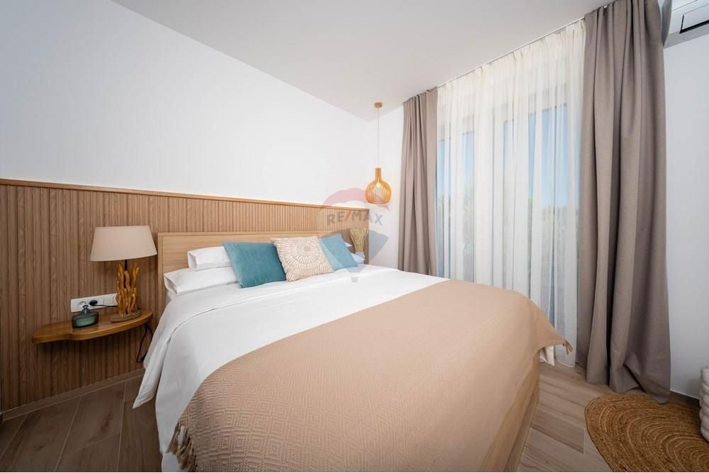 Hiša Mandre, Kolan, 220m2