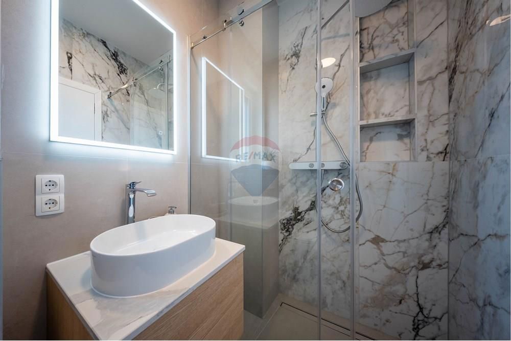 Hiša Mandre, Kolan, 220m2