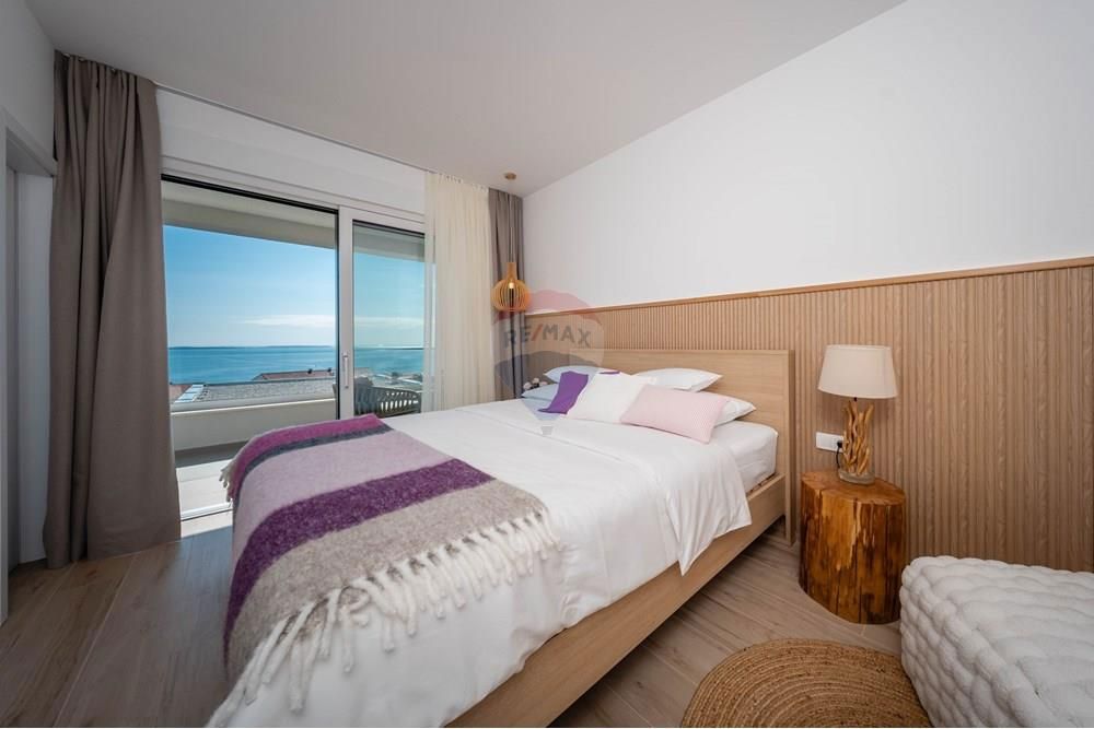 Hiša Mandre, Kolan, 220m2