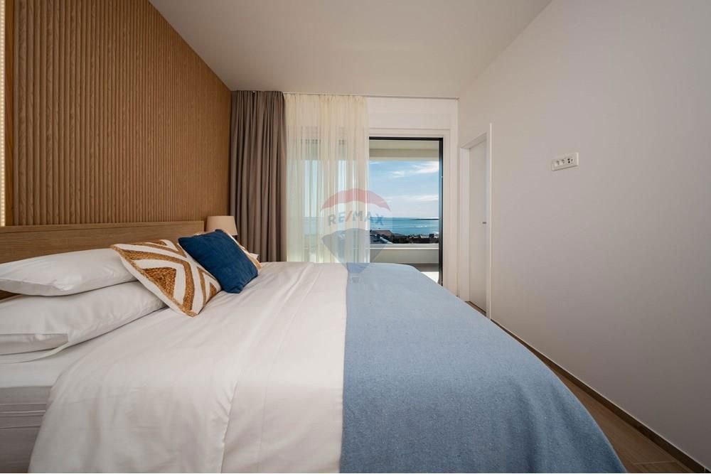 Hiša Mandre, Kolan, 220m2