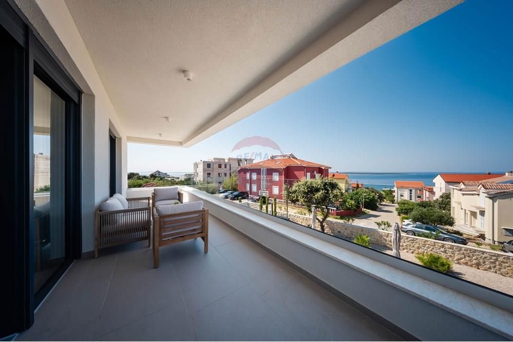 Hiša Mandre, Kolan, 220m2