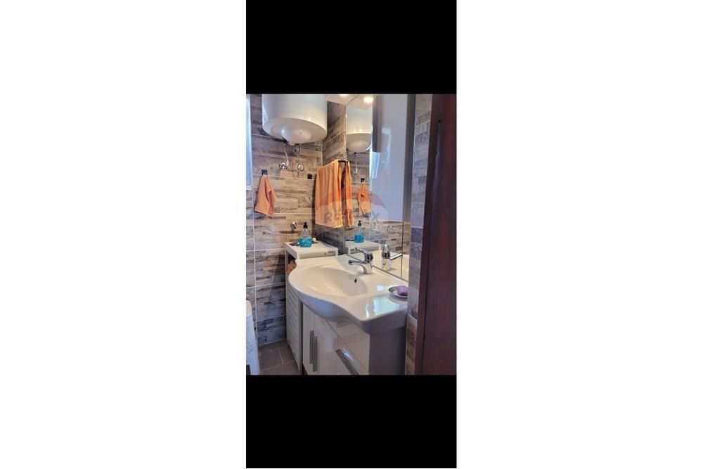 Hiša Košljun, Pag, 95m2