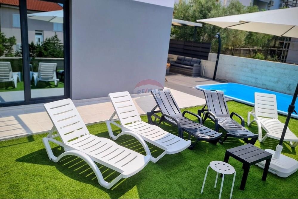 Hiša Stara Novalja, Novalja, 104m2