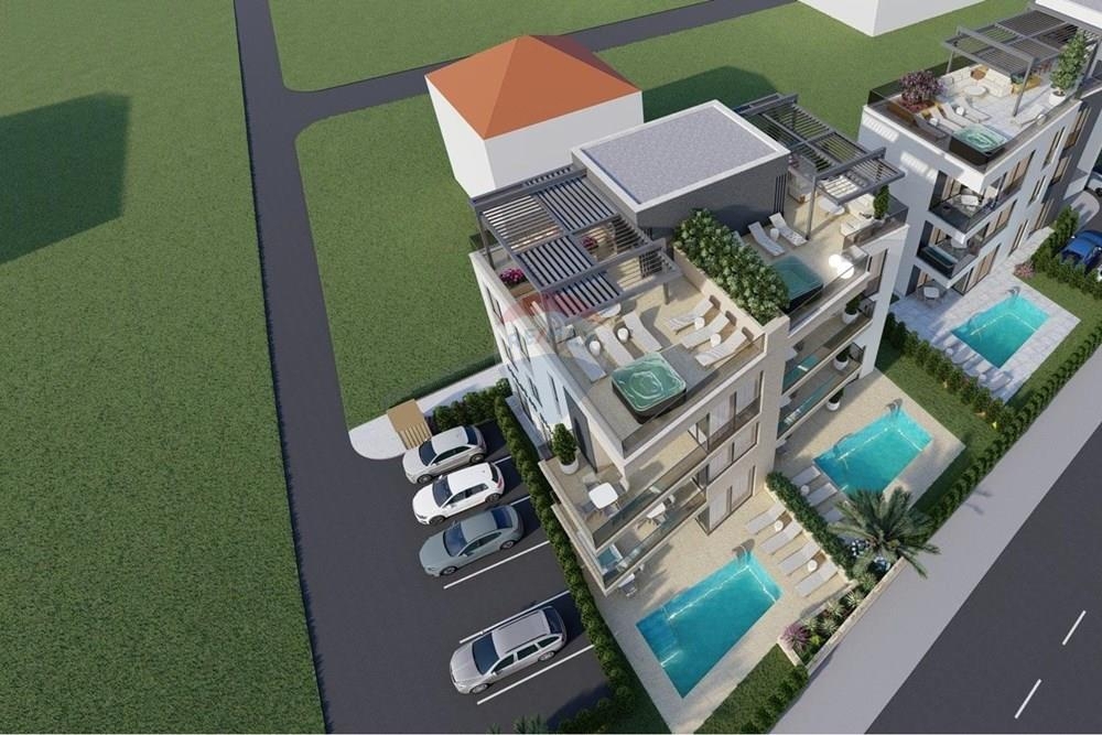 Stanovanje Sukošan, 249,10m2