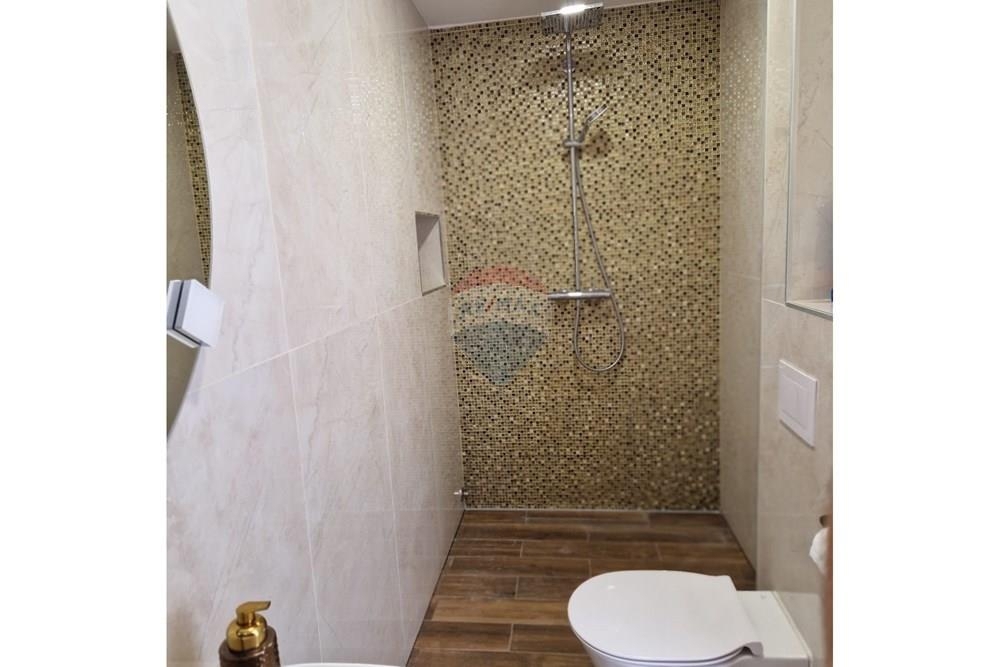 Hiša Mandre, Kolan, 322,89m2