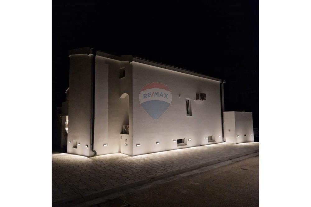 Hiša Mandre, Kolan, 322,89m2