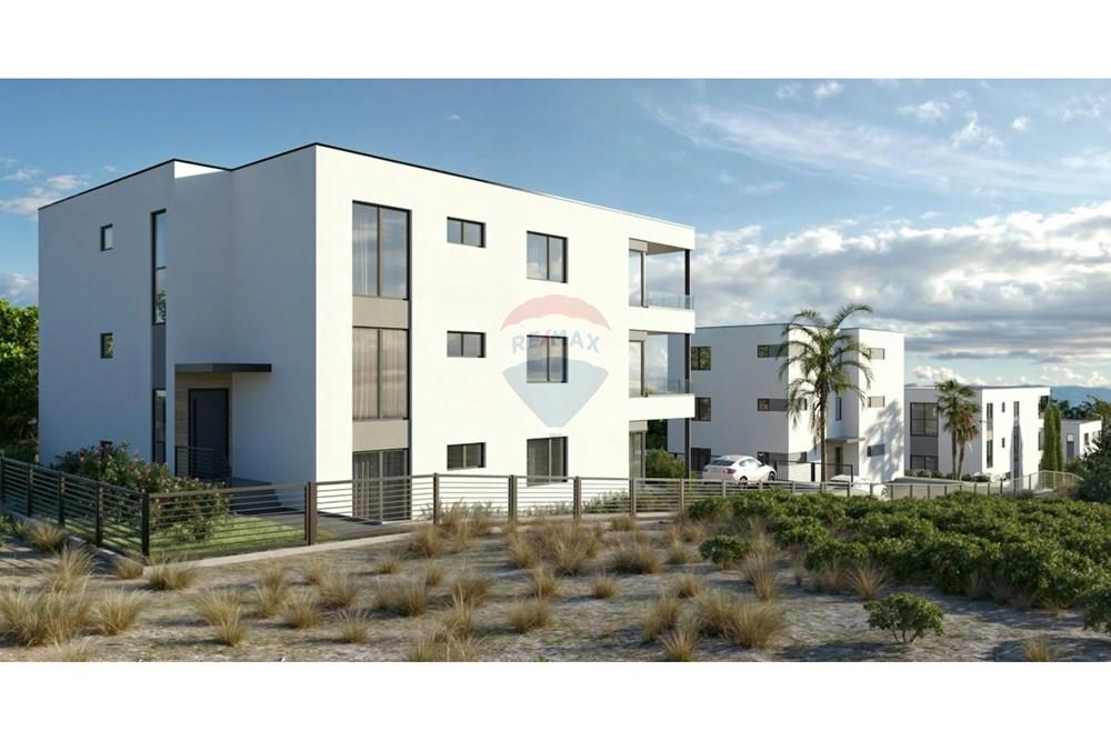 Stanovanje Mandre, Kolan, 74,90m2