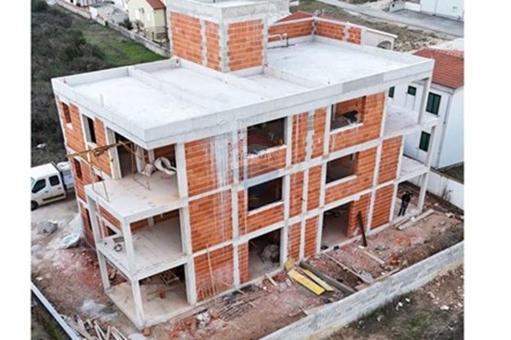 Apartma Privlaka, 75,30m2