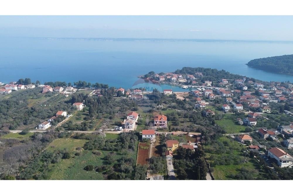 Hiša Ugljan, Preko, 238m2