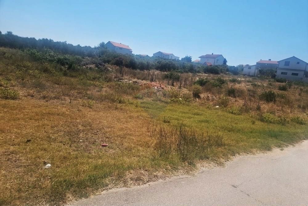 Zemljišče Crno, Zadar, 1.833m2