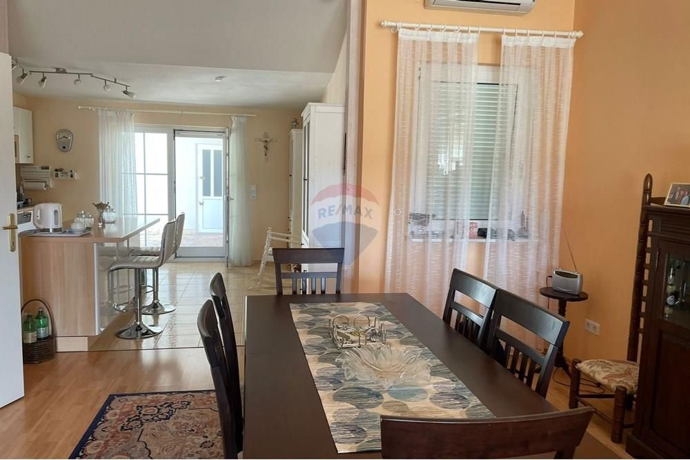 Hiša Stara Novalja, Novalja, 254m2