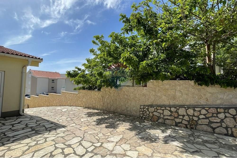 Hiša Stara Novalja, Novalja, 254m2