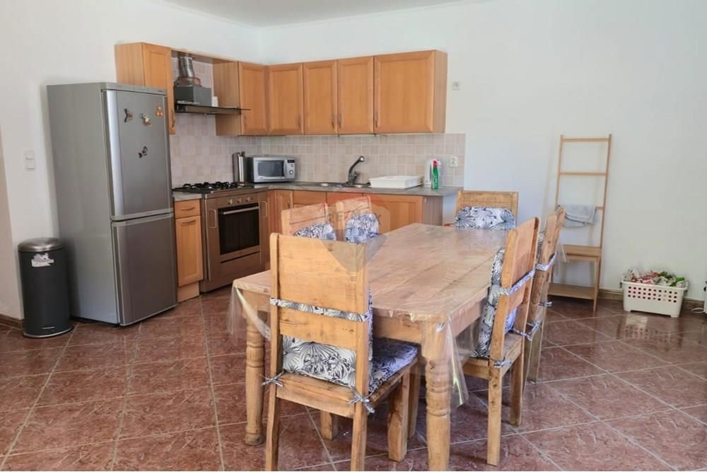 Hiša Obrovac, 220m2