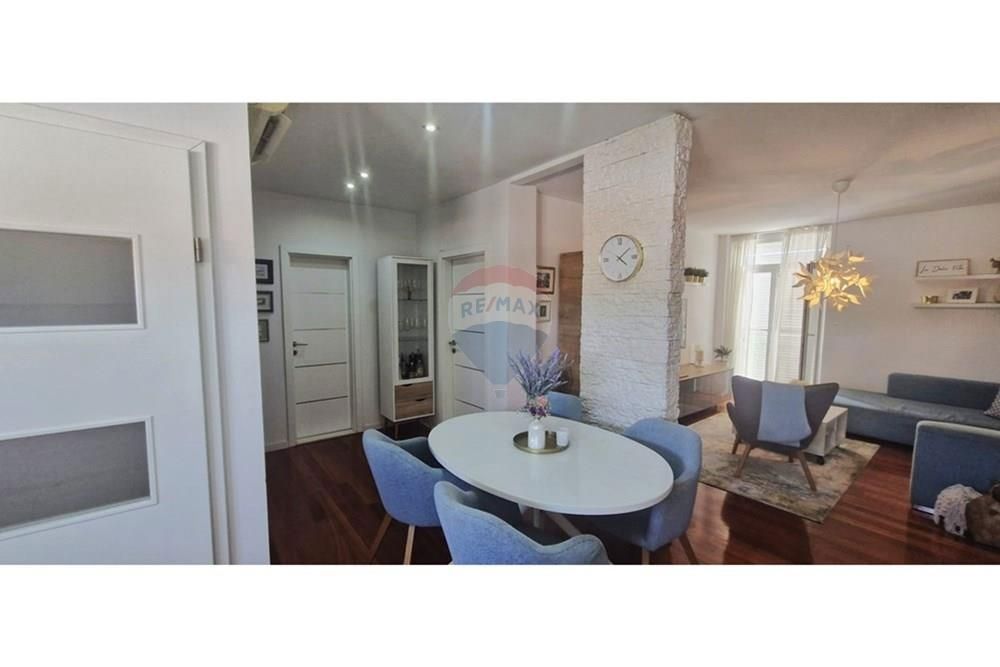 Stanovanje Biograd na Moru, 61m2