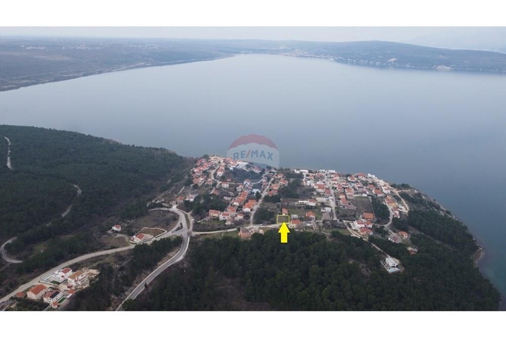 Zemljišče Novigrad, 462m2