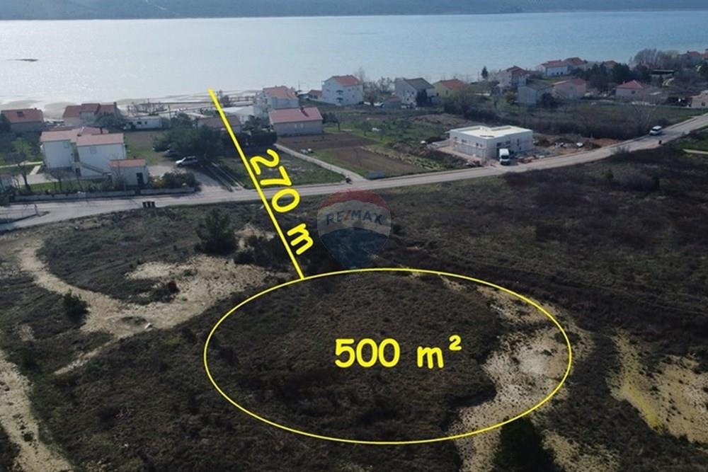 Zemljišče Ljubač, Ražanac, 500m2