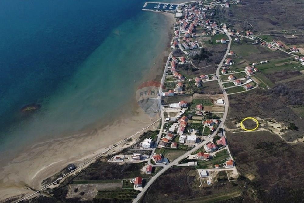 Zemljišče Ljubač, Ražanac, 500m2