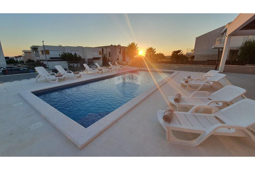 Hiša Novalja, 310m2