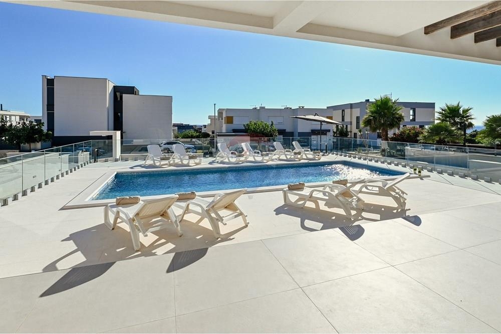 Hiša Novalja, 310m2