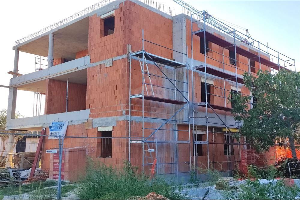 Apartma Vir, 152,40m2