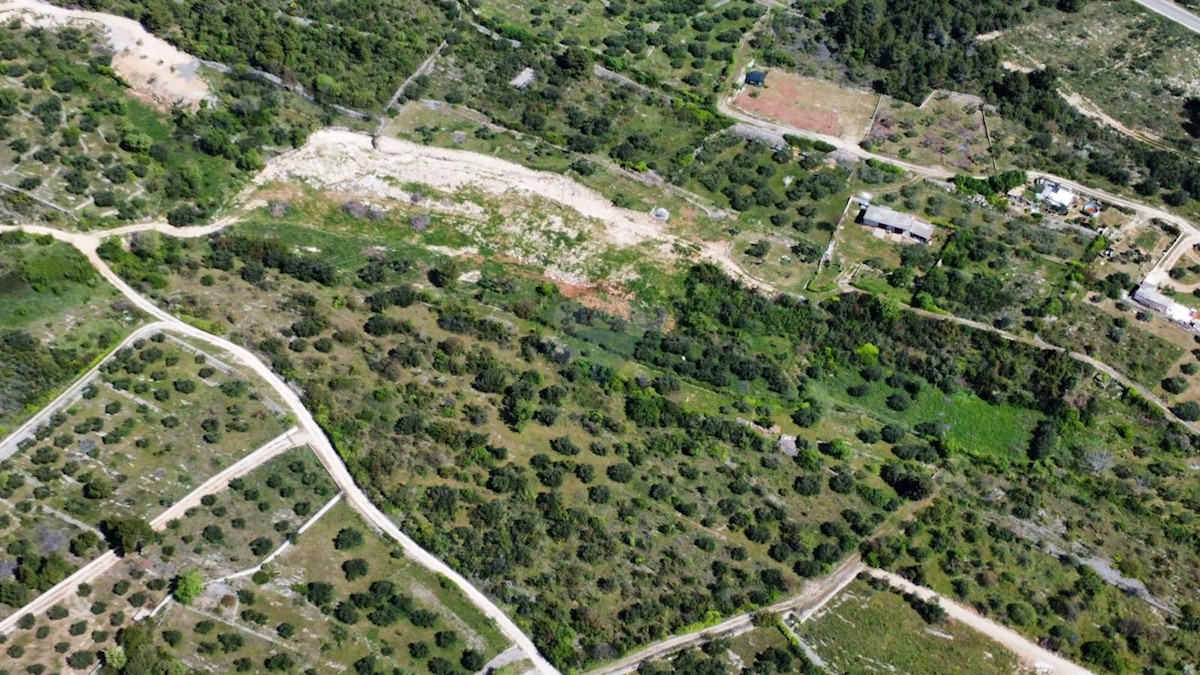 Zemljišče Vodice, 5.080m2