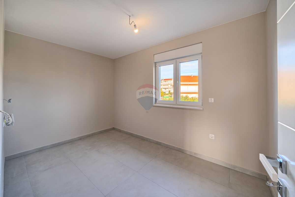 Stanovanje / Apartma Brodarica, Šibenik - Okolica, 131,69m2