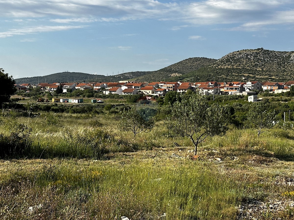 Zemljišče Donje Ražine, Šibenik, 500m2