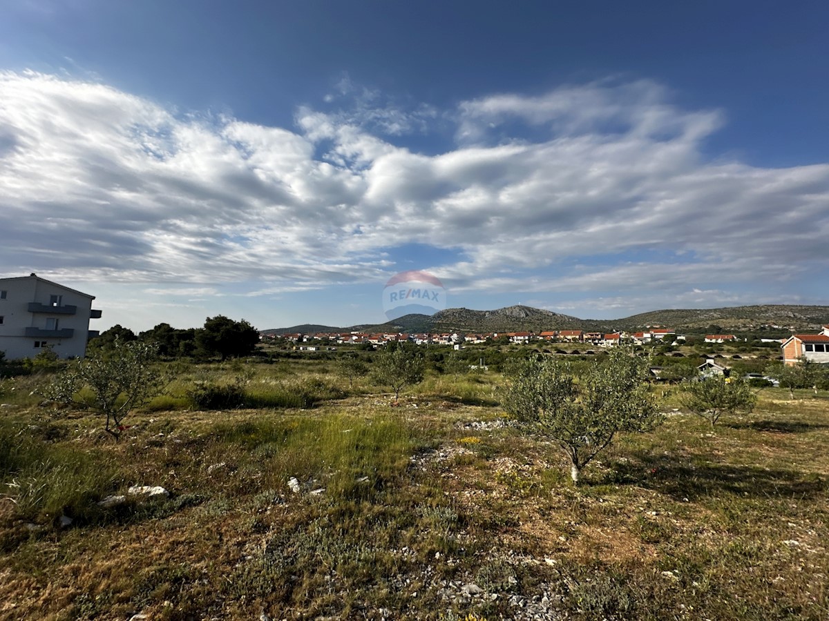 Zemljišče Donje Ražine, Šibenik, 500m2