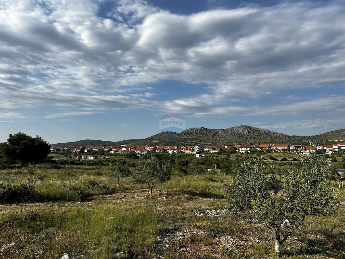 Zemljišče Donje Ražine, Šibenik, 500m2