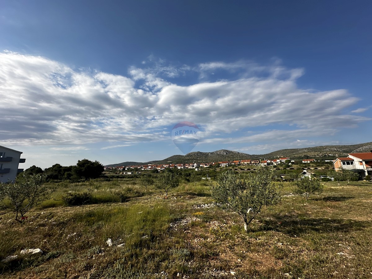 Zemljišče Donje Ražine, Šibenik, 500m2