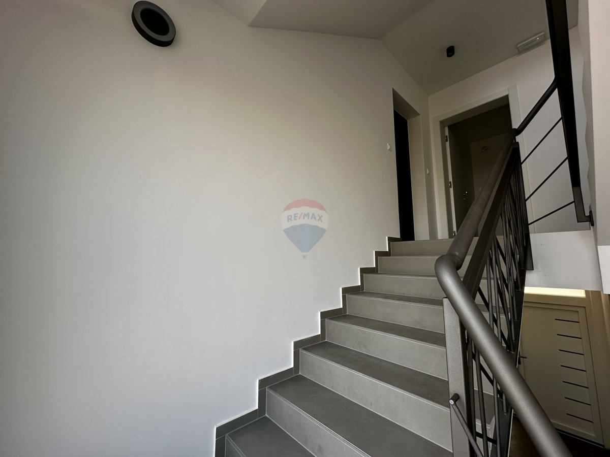 Stanovanje / Apartma Vodice, 90,69m2