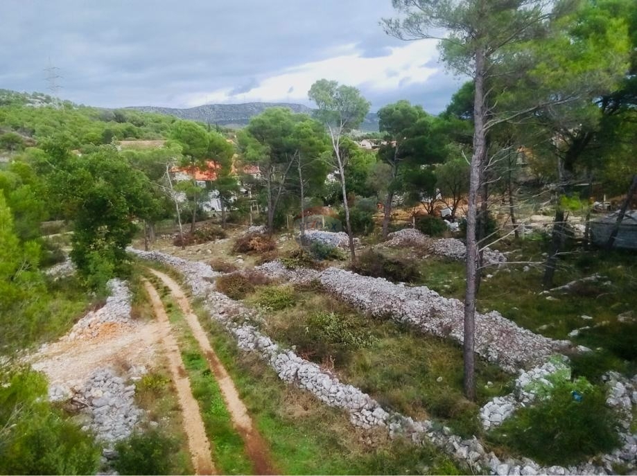 Zemljišče Dubrava Kod Šibenika, Šibenik - Okolica, 1.204m2