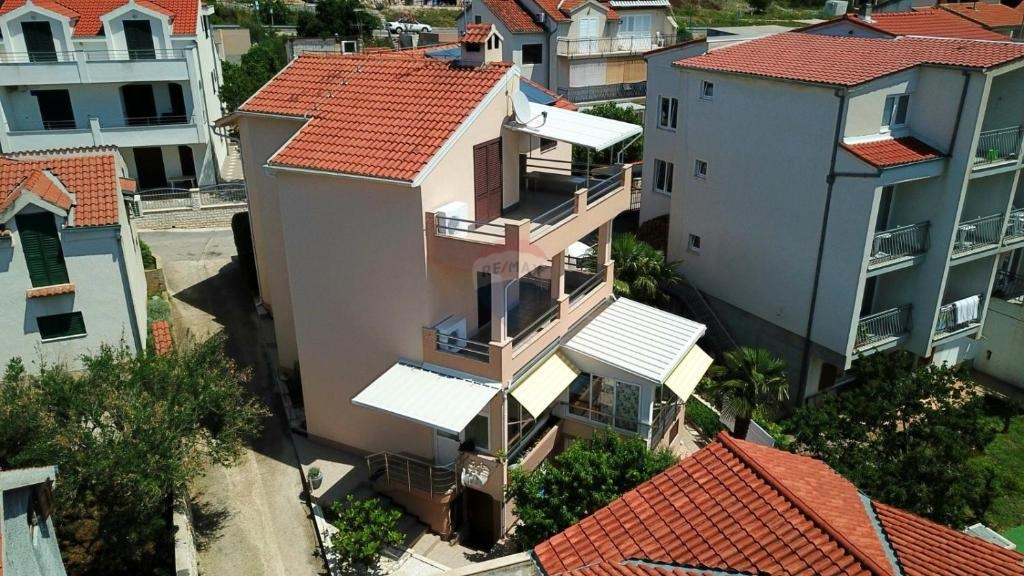 Hiša Žaborić, Šibenik - Okolica, 337m2