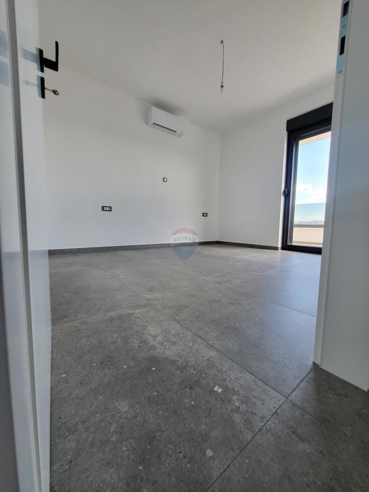 Stanovanje / Apartma Murter, 124,95m2