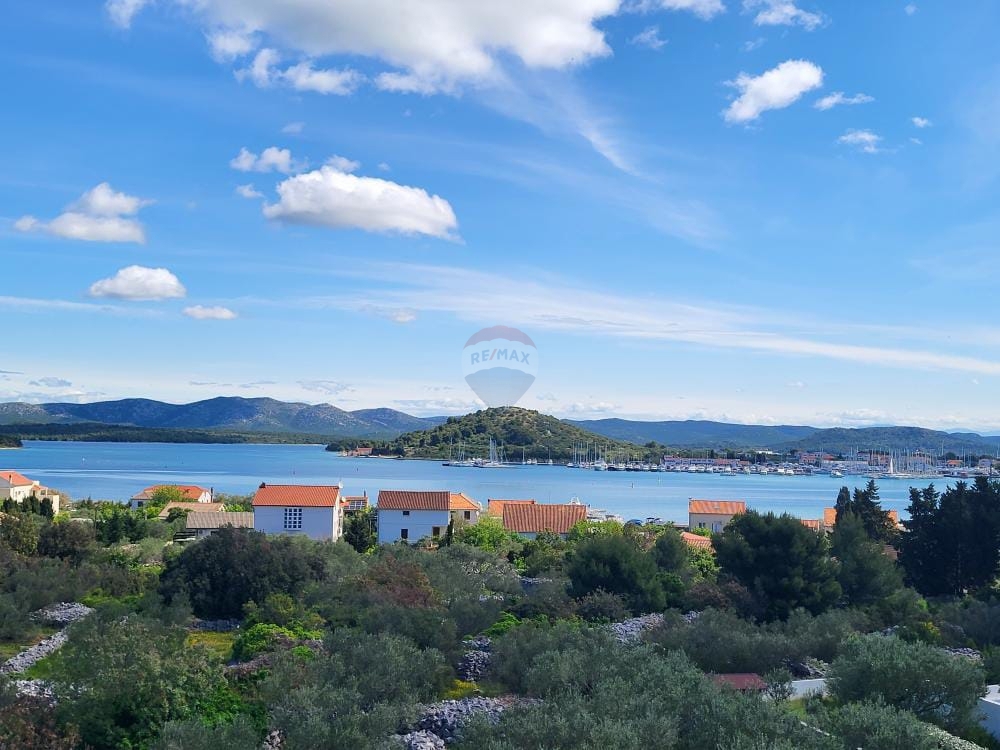 Stanovanje / Apartma Murter, 124,95m2