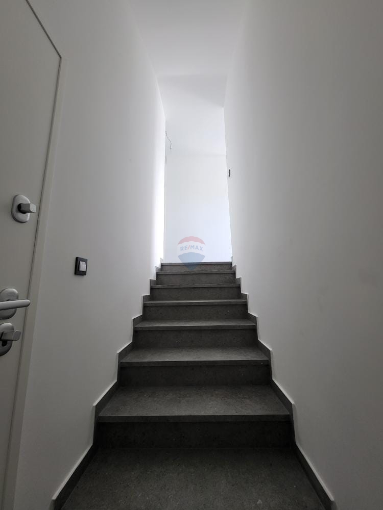 Stanovanje / Apartma Murter, 124,95m2